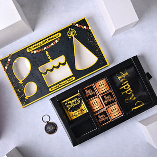 Customized Birthday Gift Hamper 