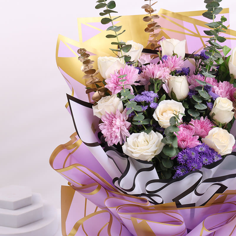 Lavender Whisper Rose Bouquet