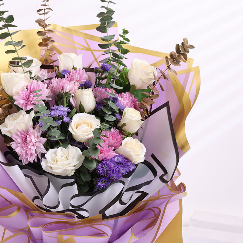 Lavender Whisper Rose Bouquet