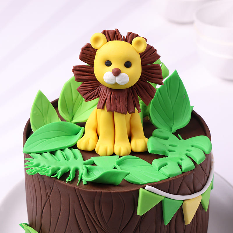 Lion Jungle Cake