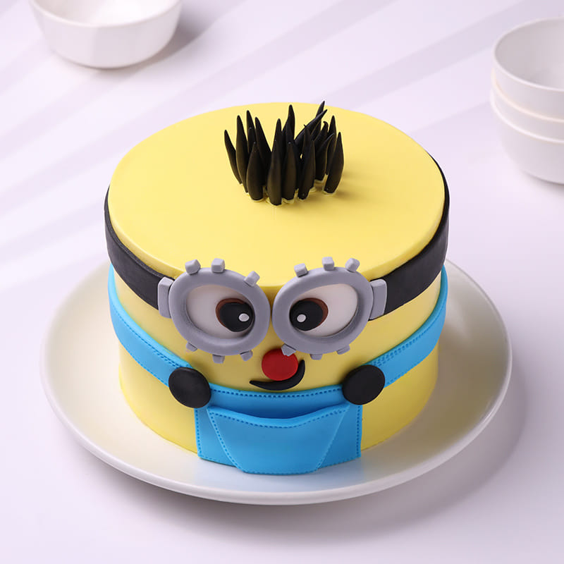 Little Minion Party Cake
