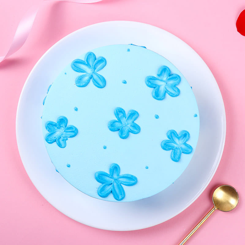 Love Blue Blossom Chocolate Cake