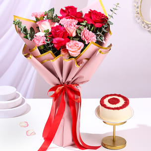 Love Bouquet With Red Velvet Bento Cake