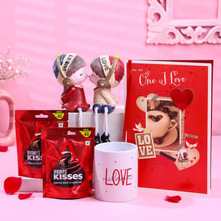 Love In Every Sip N Kiss Hamper