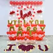 Love Kiss Romantic Balloon Decor