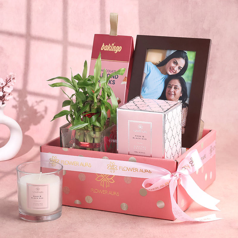 Love N Luck Luxury Hamper