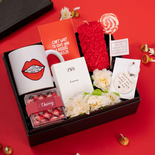 Love N Luxury Hamper For Her