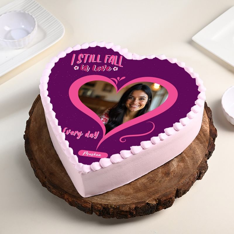 Lovely Valentine Photo Cake