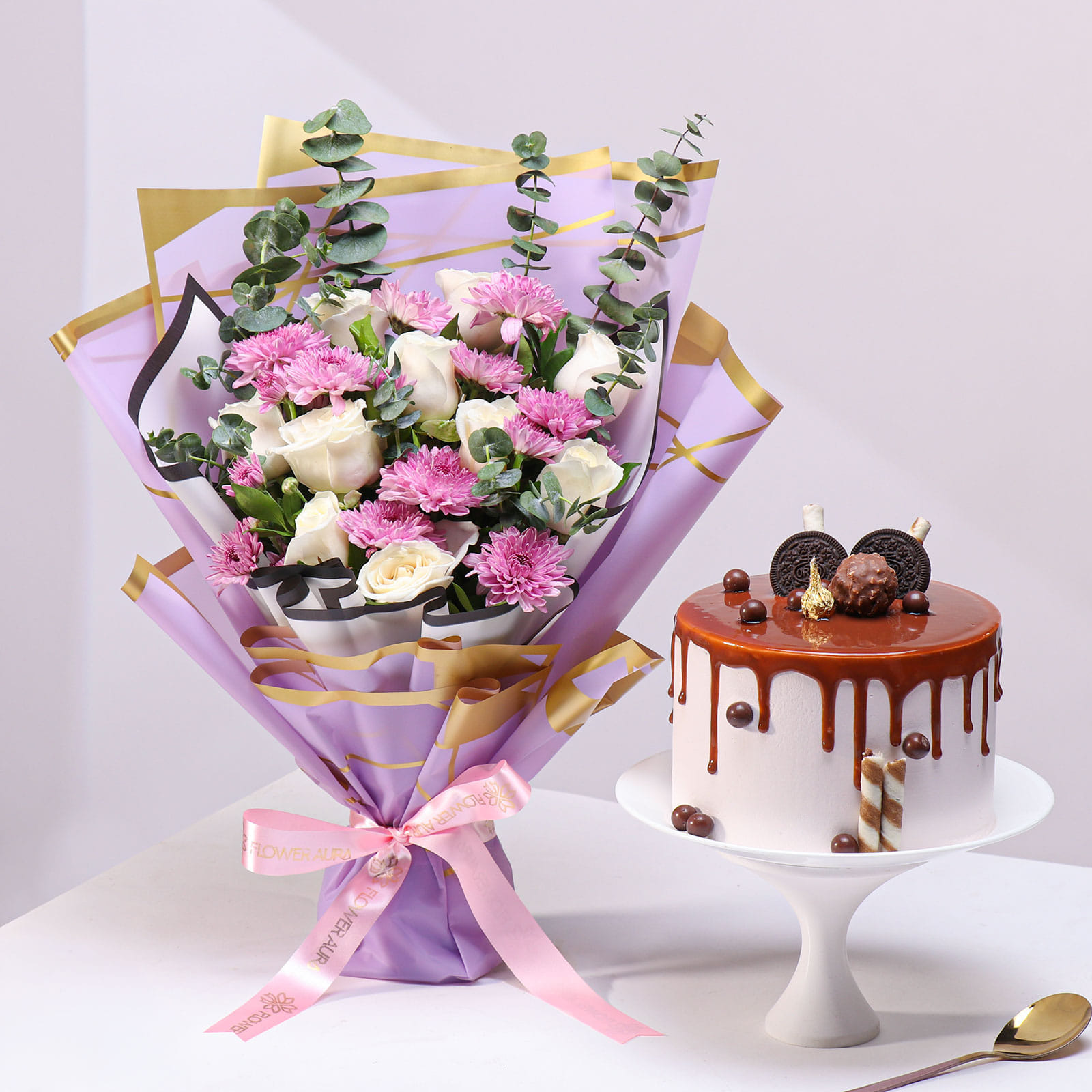 Luxe Blooms N Chocolate Cake Combo
