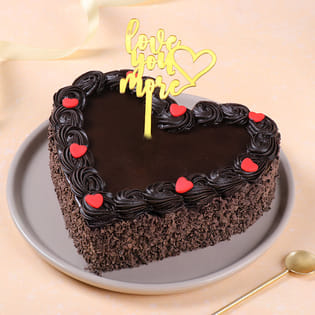 Luxuriant Black Forest Cake