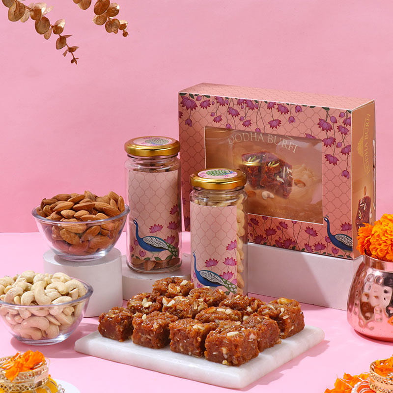 Luxurious Festive Delight Gift Hampers For Bhai Dooj