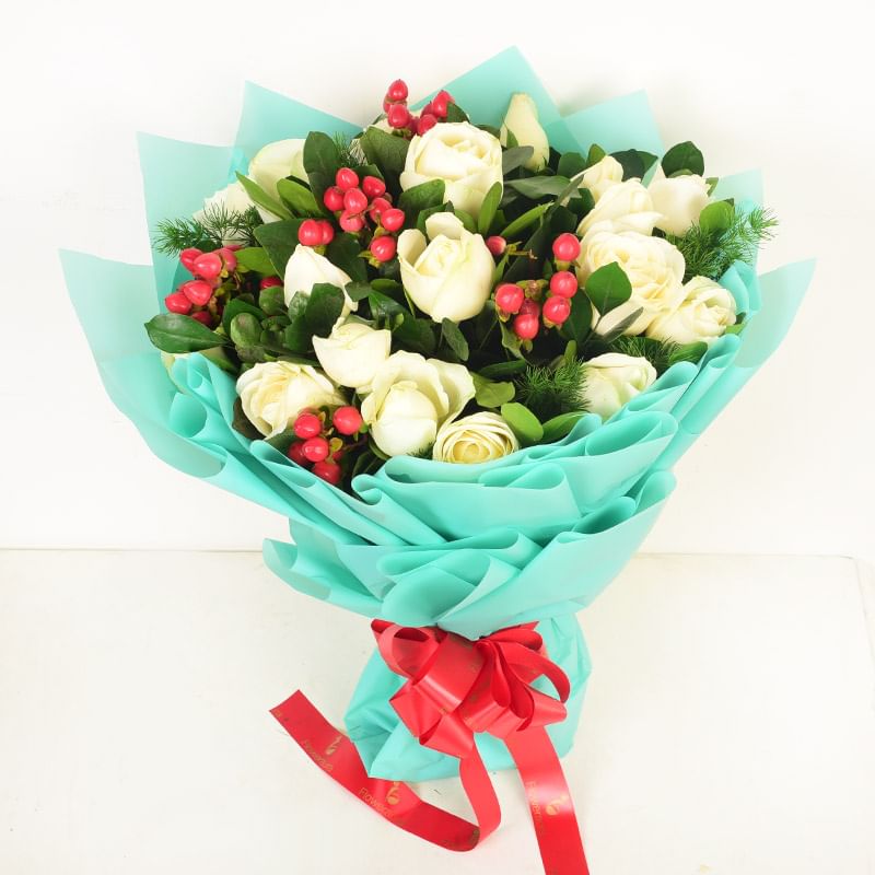 White Rose - Magic Love Blooms
