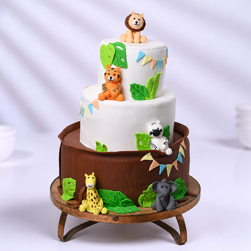 Majestic Jungle Kingdom Cake