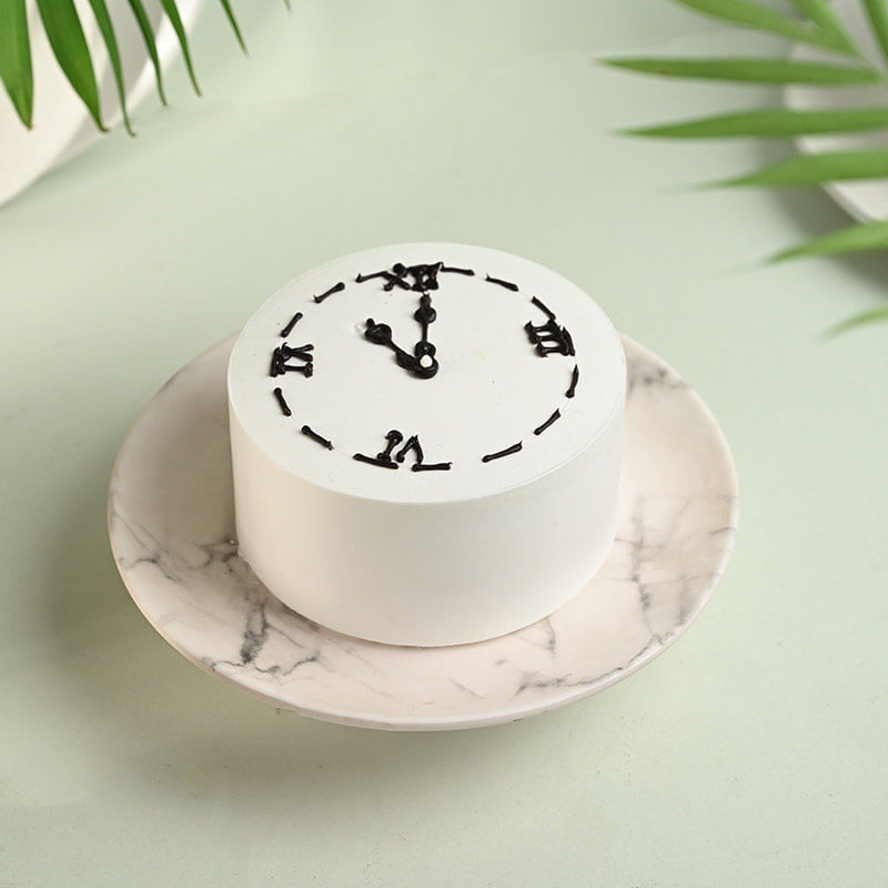 Mini Chocolate Clock Cake - New Year Cake