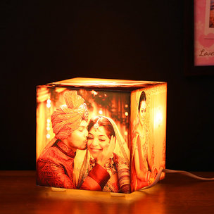 Personalised Cubelit Photo Lamp