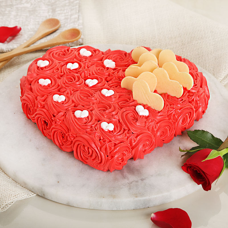 Mushy Red Velvet Cake Online Delivery