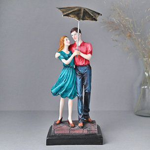Mushy Valentine Couple Figurine 
