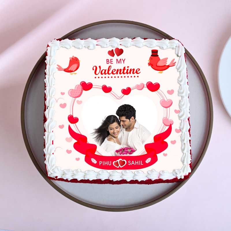 Valentine personalised cake - Zoom View