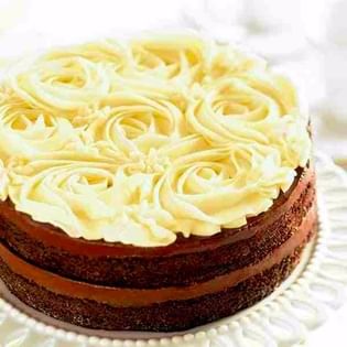 Naked Chocolate Cake - Rose Cake