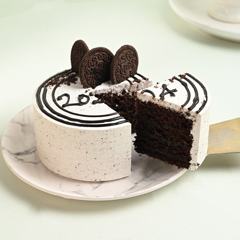 New Year Choco Oreo Mini Cake - New Year Cake