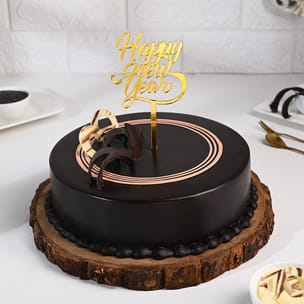 New Year Chocolate Truffle Cake New Year Chocolate Truffle Cake