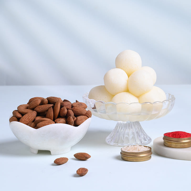 Om Charm Rakhi With Rasgulla N Almonds