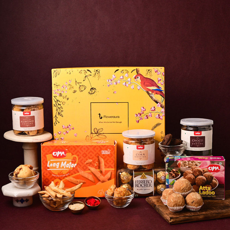 Order choclates gift packs with Long Matar Online 