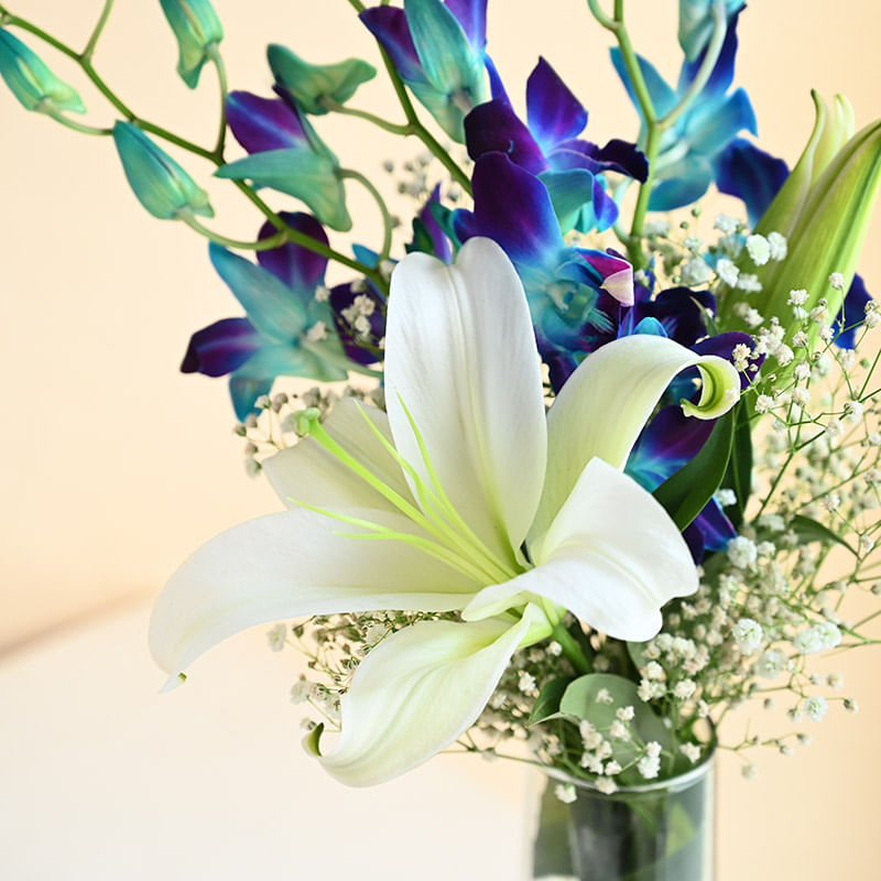 Orchids And Lily Bouquet - Flower delivery online