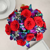 Buy Orchids N Rose Beauty Gift for Valentine