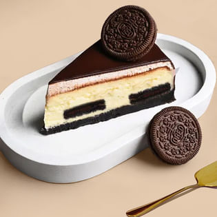 Oreo Dream Cheesecake Slice