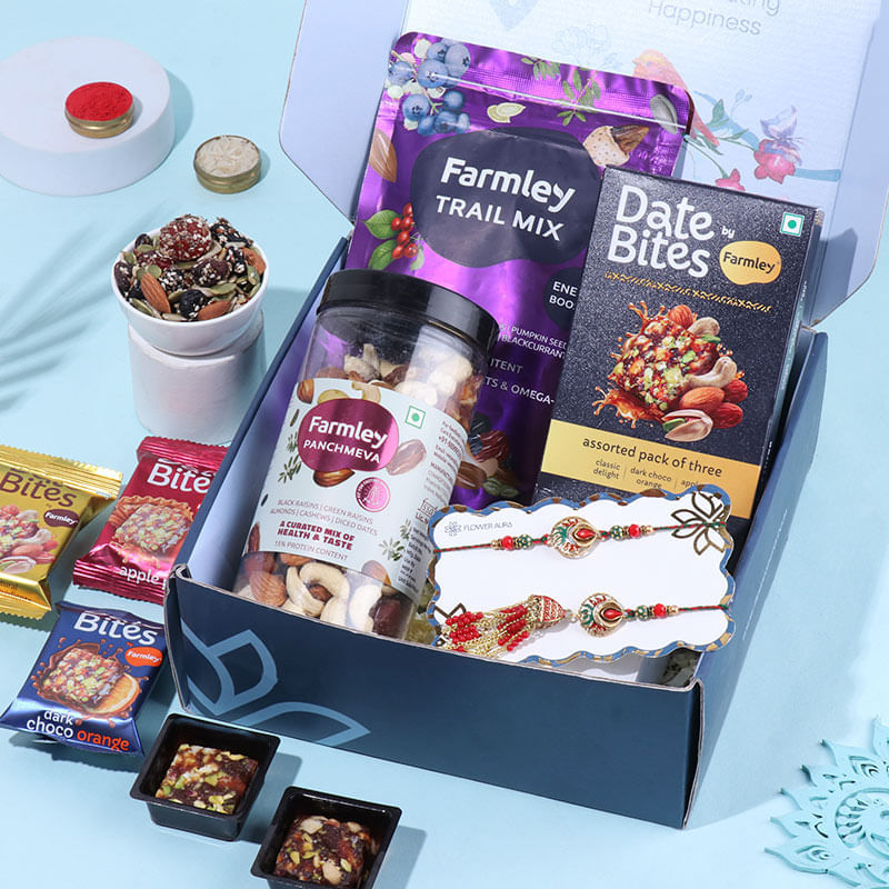 Ornate Bhai Bhabhi Rakhi N Dryfruits Hamper