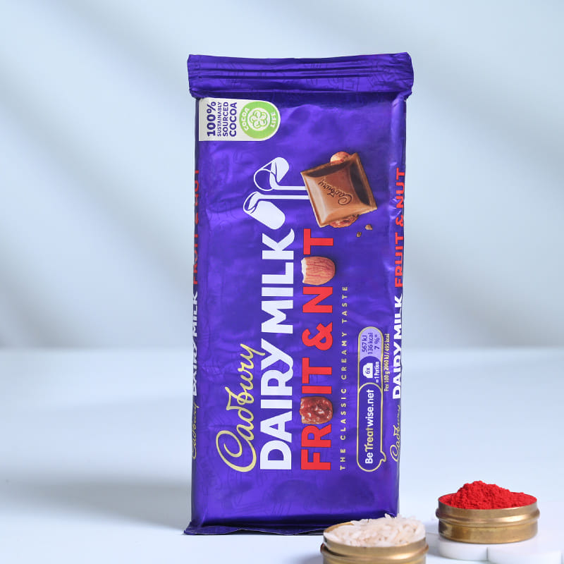 Ornate Pearl Rakhi With Chocolate