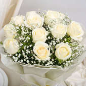 12 white roses bunch in Zoomed View
