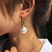 Pearl Holder Gold Earrings