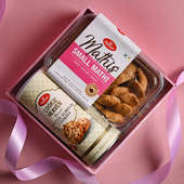 Front view of Snacks hamper with butter Almond cookies, Mathis Online