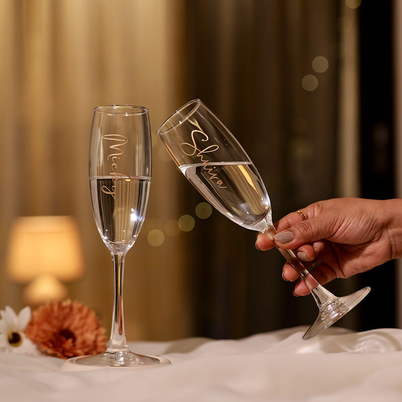 Personalised Champange Glasses With Golden Foiling