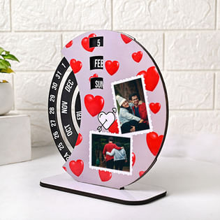 Charming Desktop Calendar for her/him