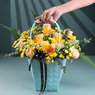 Petals That Chase The Light