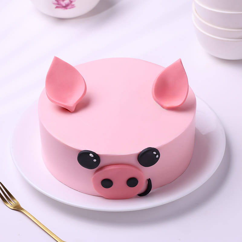 Pink Piggy Face Cake