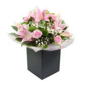 Pink Rush Bouquet : Send Valentine Gifts to Australia