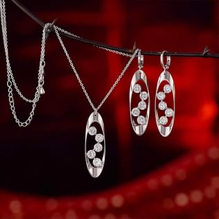 Elgant AD Studded Necklace N Earrings