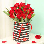 Red Roses Bunch in Black and White Love Flower Box