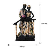 Measurement of Posing Couple Figurine