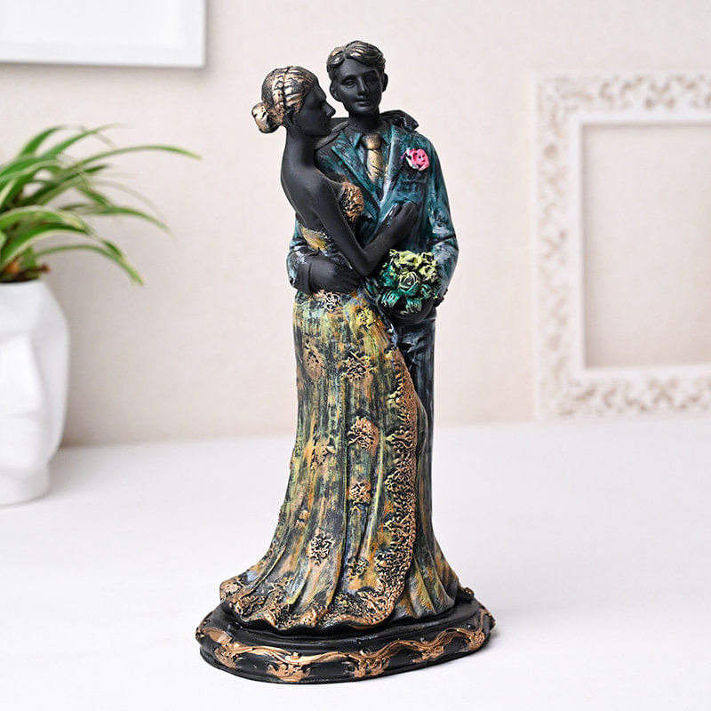Buy Premium Couple Figurine for Valentines