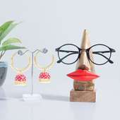 Pretty Baaliyan With Funky Spectacle Stand