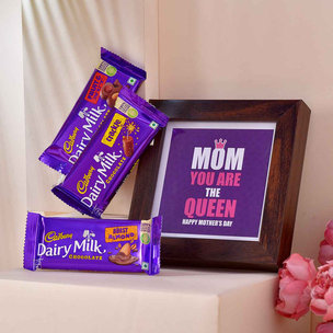 Queen Mom Frame With Choco Trio