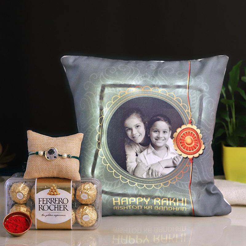 Rakhi Rorro Cushion Combo