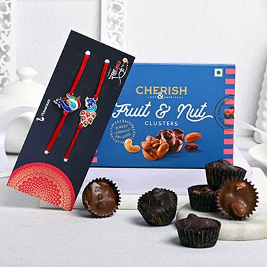 rakhi with chocolates