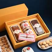 Designer Rakhi Paired with Gourmet Cookies and Dry Cakes