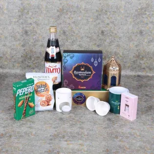 Ramadan Kareem Treats Hamper